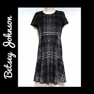 Betsey Johnson Sweater Dress Charcoal Plaid Size 2